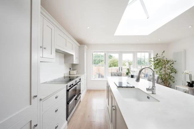 Transforming Your Home: A Guide to Kitchen Remodeling Transforming Your Home: A Guide to Kitchen Remodeling